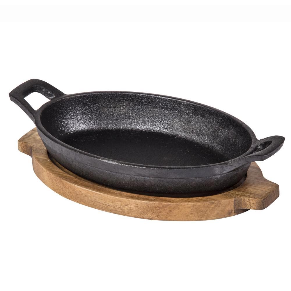 Davis & Waddell Fine Foods Oval Cast Iron Skillet with Acacia Trivet