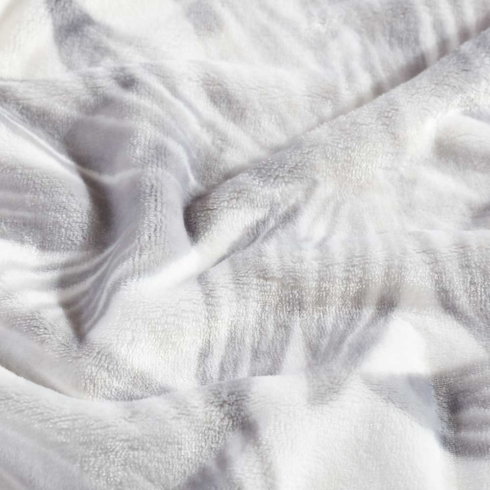 Tommy Bahama Kayo Blanket Pelican Grey at House
