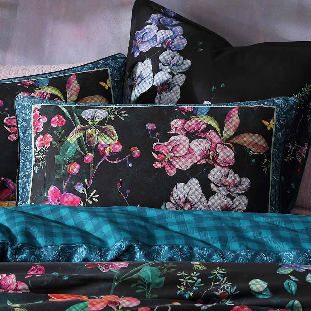 dark floral Quilt Cover Set with purple walls - House