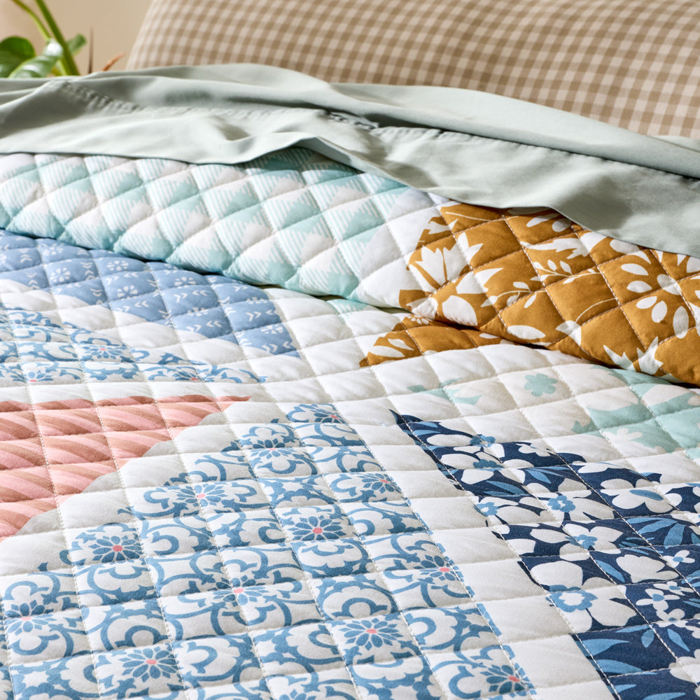 Adorn Living Wilma Coverlet Set