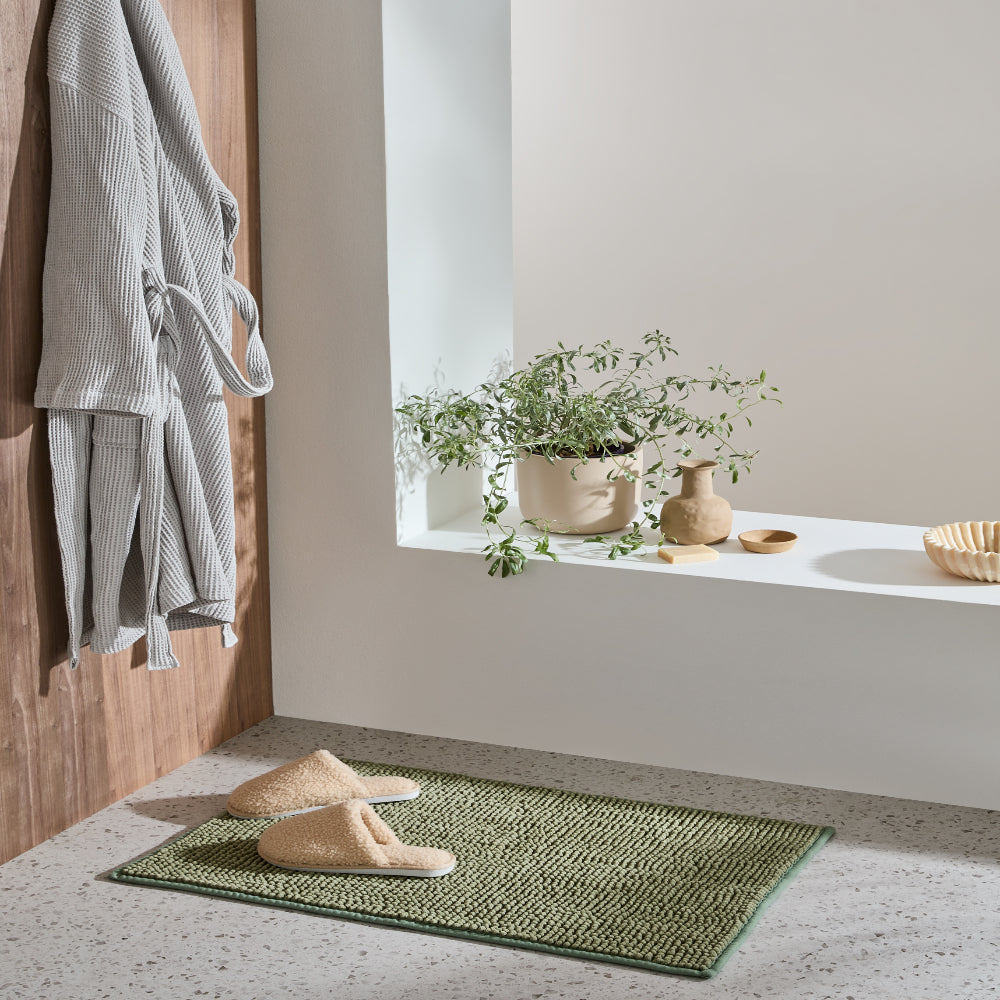 Adorn Living Toggle Bath Mat