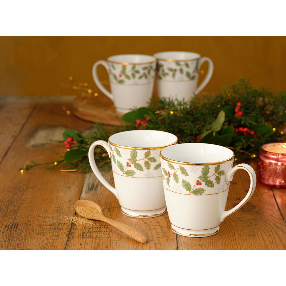 Noritake Holly and Berry Set of 4 Mugs 350ml