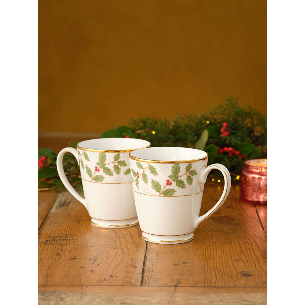 Noritake Holly and Berry Set of 4 Mugs 350ml