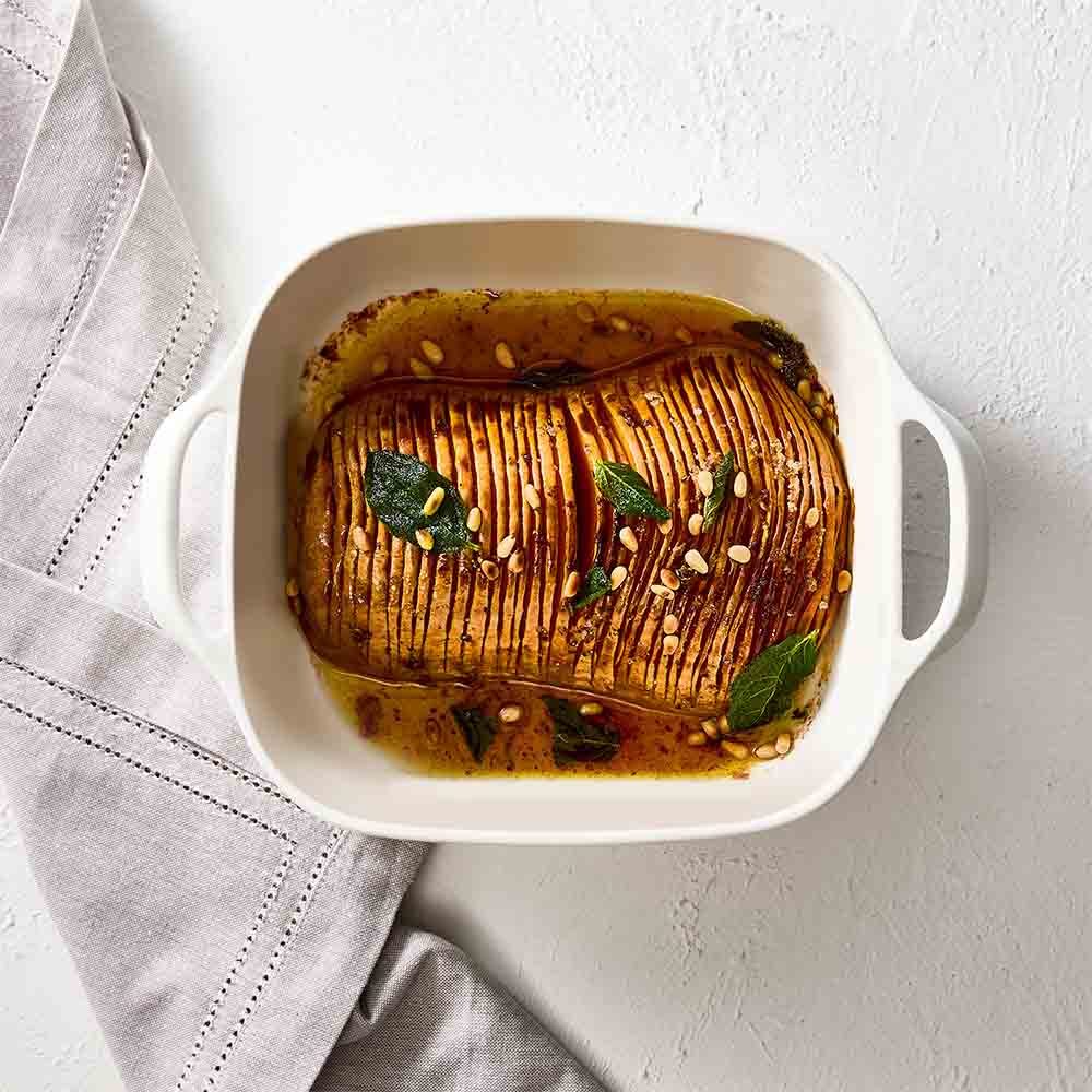 Alex Liddy Classic Square Baker 27cm