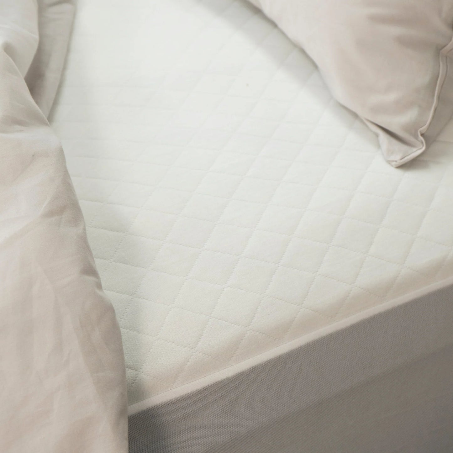 Protect-A-Bed Cumulus Cotton Jacquard Mattress Protector