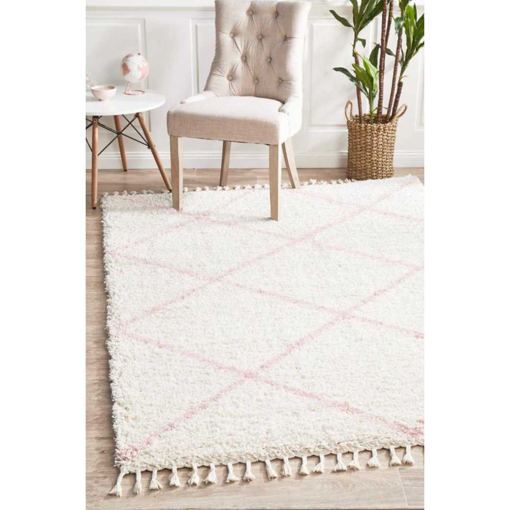 Rug Culture Saffron 22 Rug Pink at House