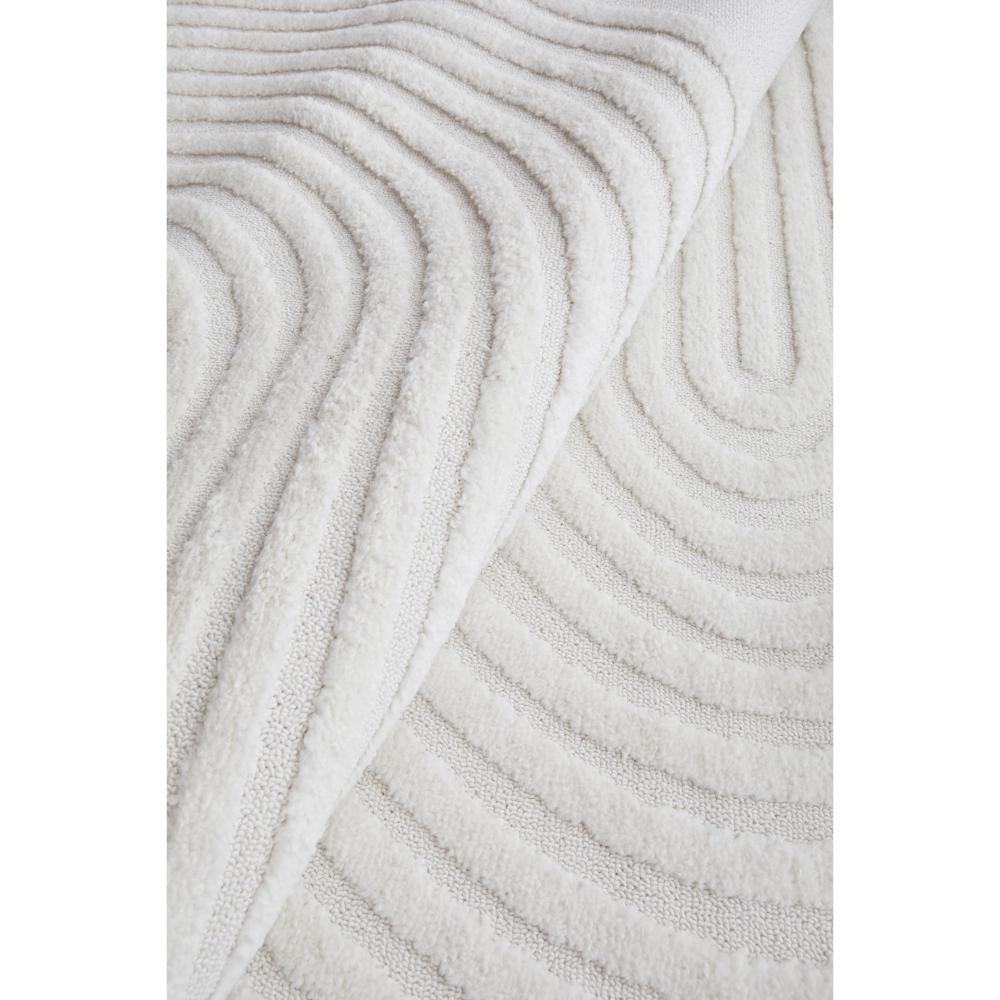 Rug Culture Lotus Abbey Runner White detail shot at House