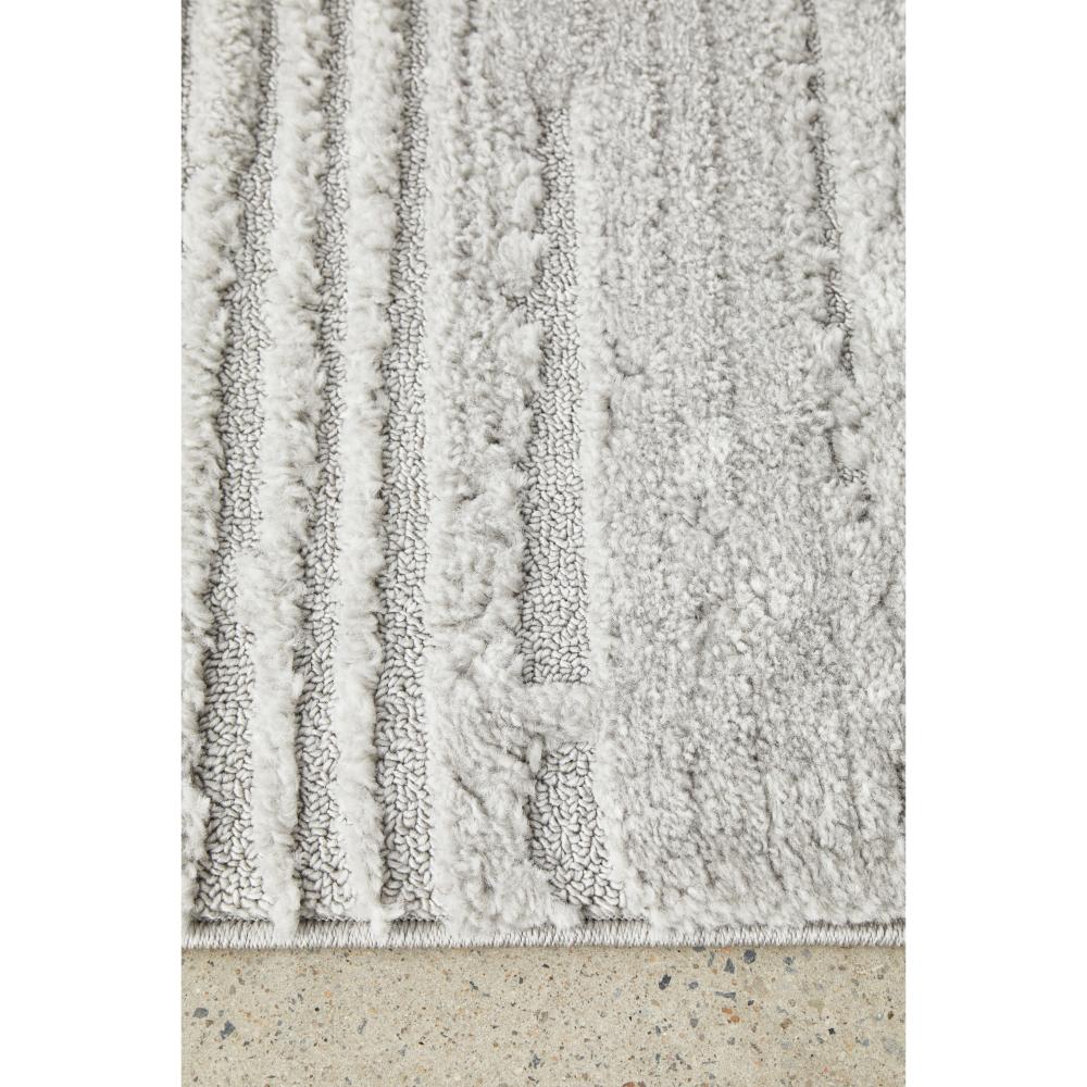 Rug Culture Serenade Ezra Rug Silver close up image at House