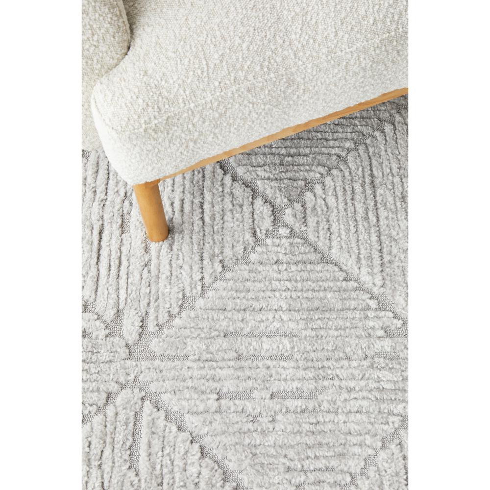 Rug Culture Serenade Shilo Rug Silver close up image at House