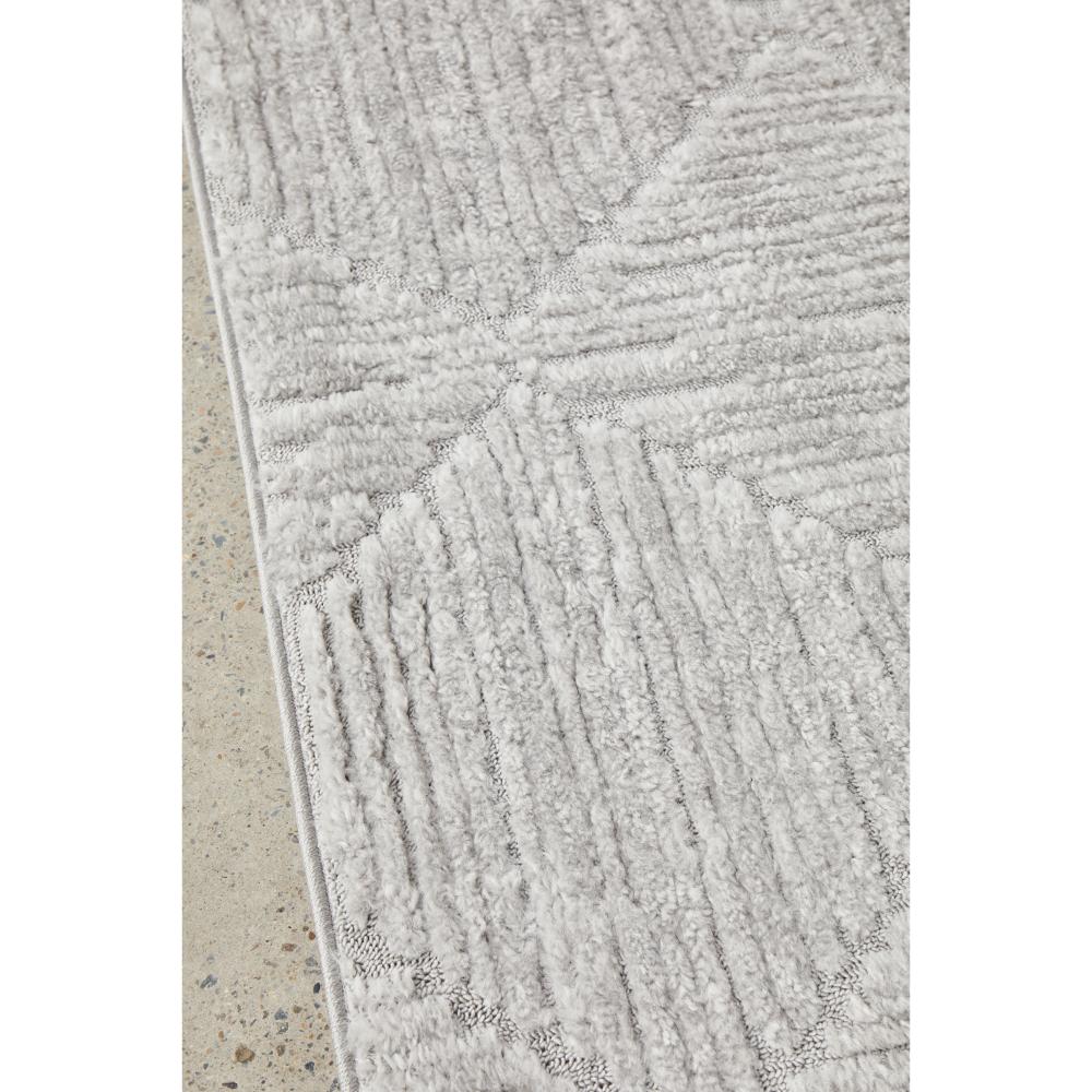 Rug Culture Serenade Shilo Rug Silver close up image at House