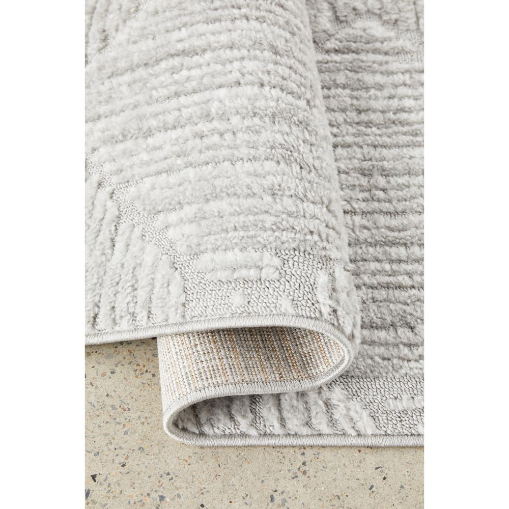 Rug Culture Serenade Shilo Rug Silver close up image at House