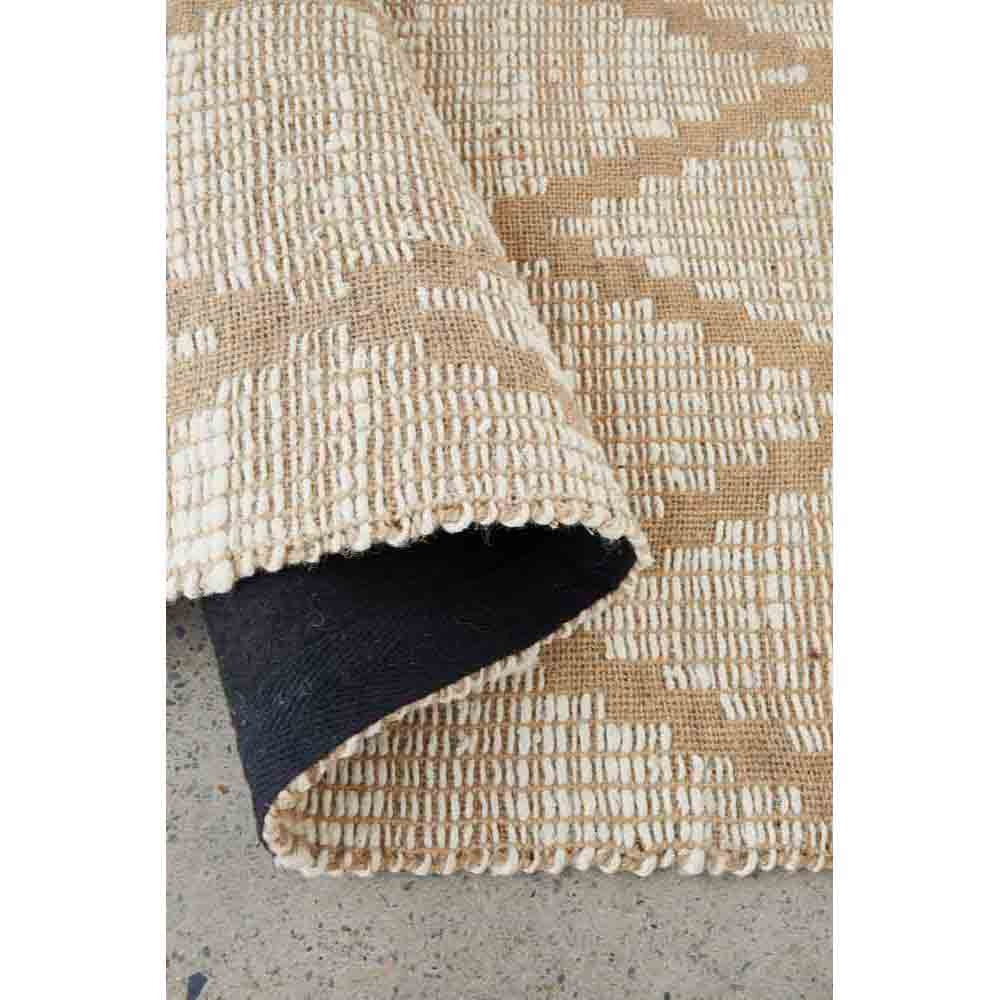 beige diamond patterned jute bohemian Hampton rug - House
