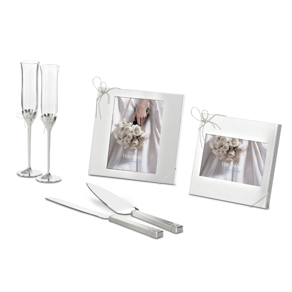Vera Wang Wedgwood Love Knots Silver Giftware Cake & Trowel Set
