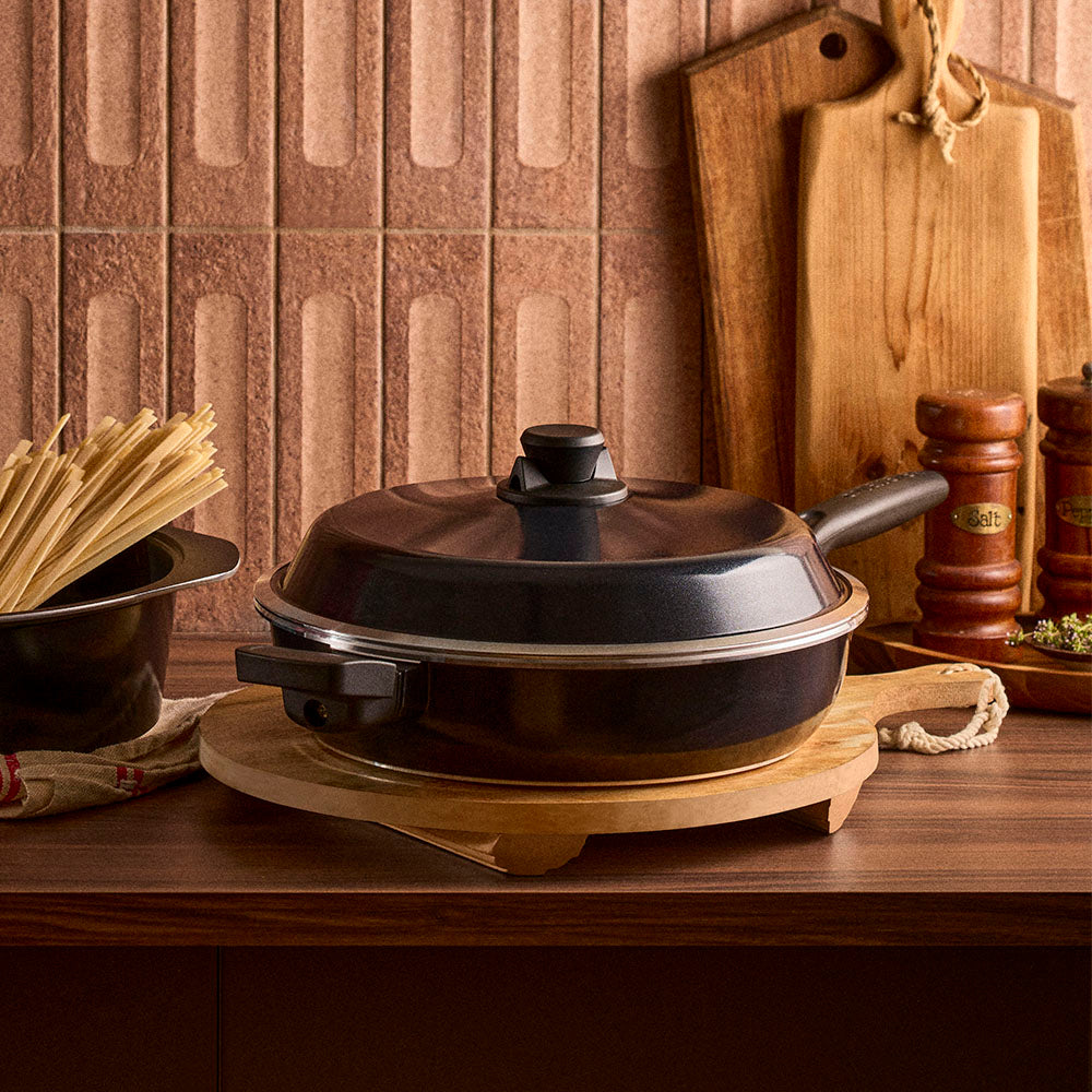 Bessemer Non Stick Stir Fry Pan 32cm Black
