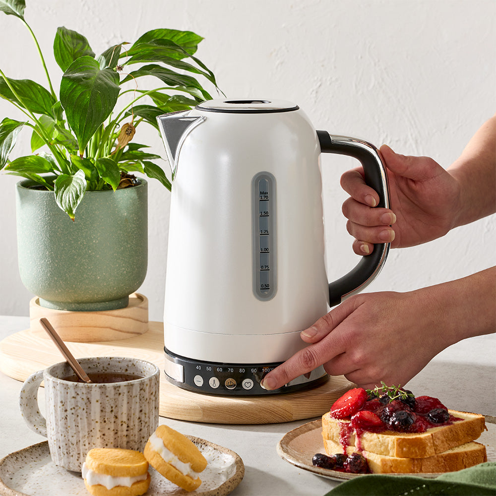 Baccarat The Smart Boil Kettle 1.7L White