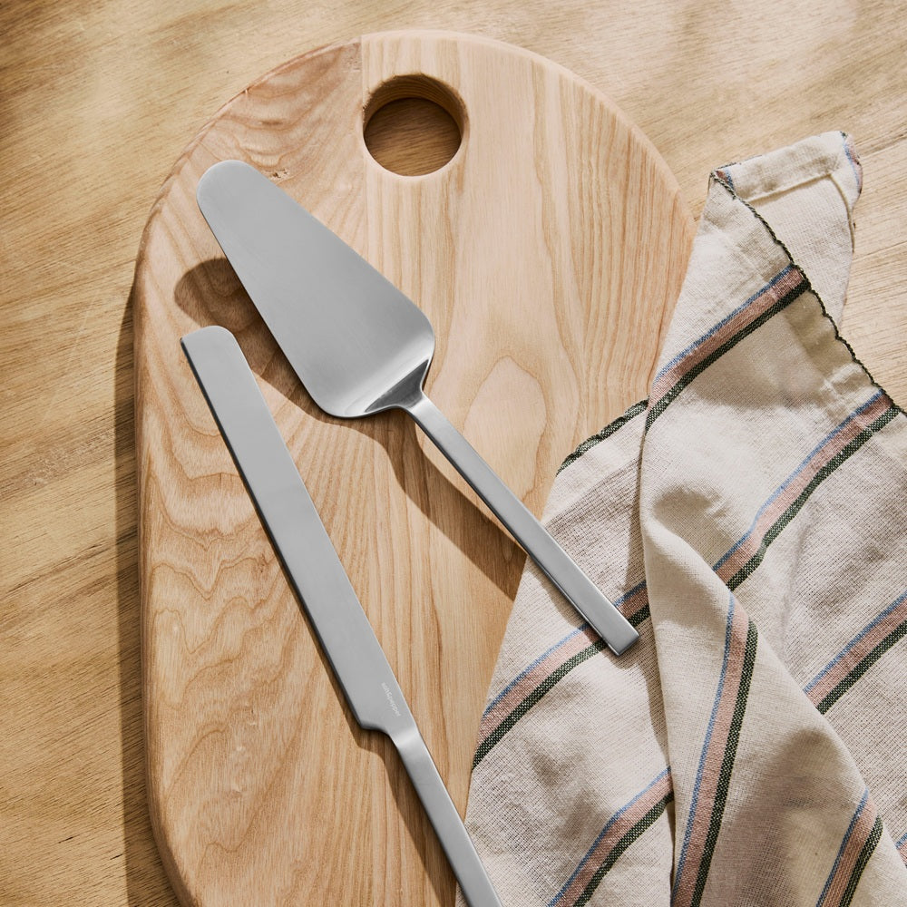 Salt & Pepper Kai Cake Server Set 2 Piece