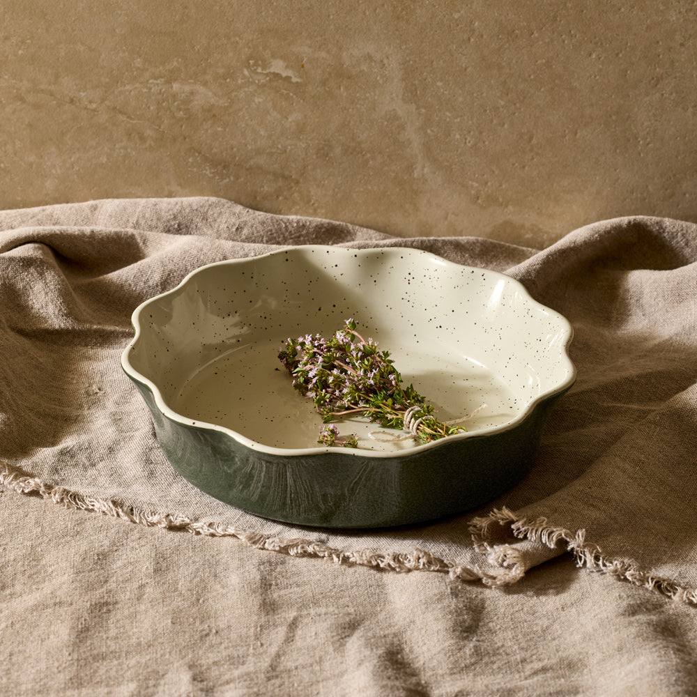 Alex Liddy Rustica Round Baker Emerald