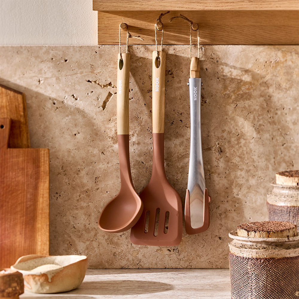 NOOK by Baccarat Tongs