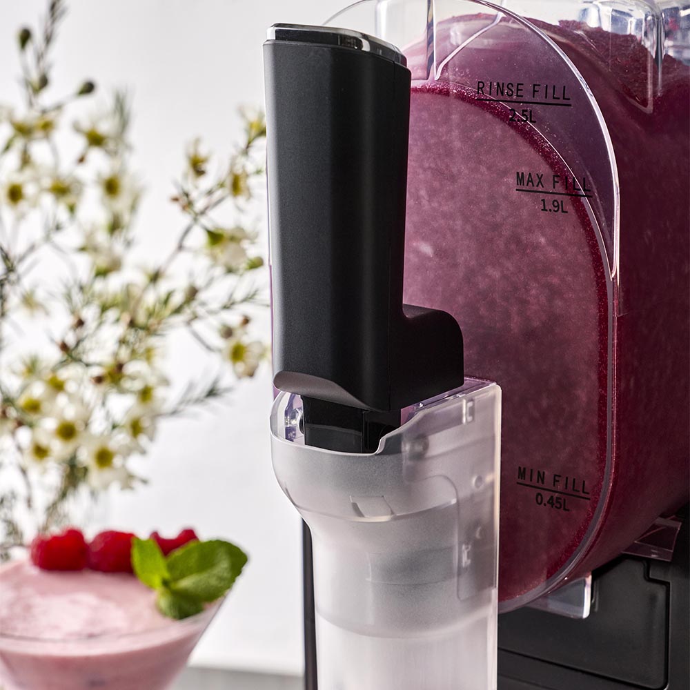 Baccarat The Swirle Slushie Maker 2.5L Black