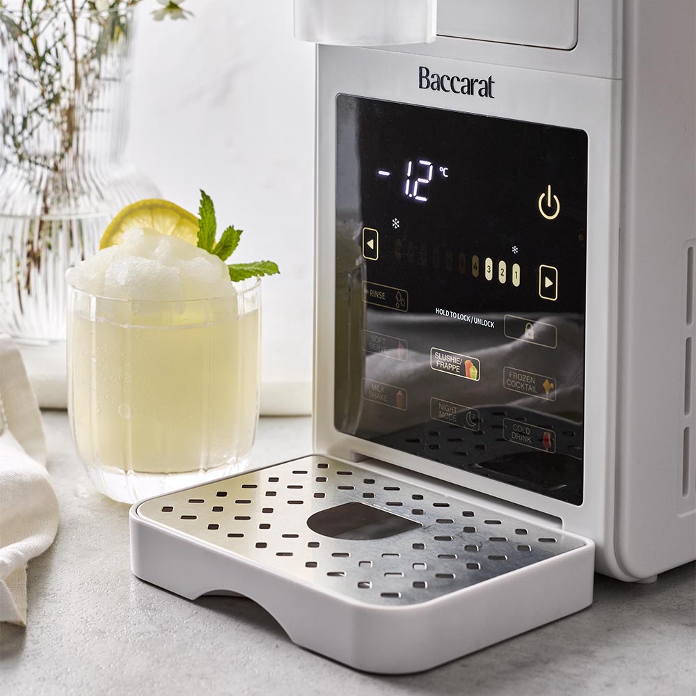 Baccarat The Swirle Slushie Maker 2.5L White