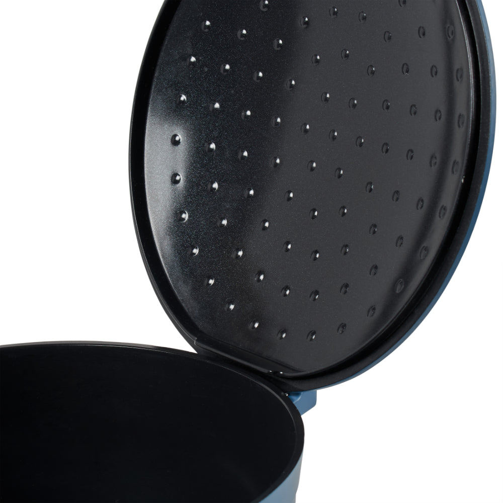 Salt & Pepper Gourmet Diecast Casserole Dish 35 x 28cm