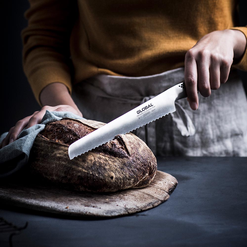Global Bread Knife 22cm