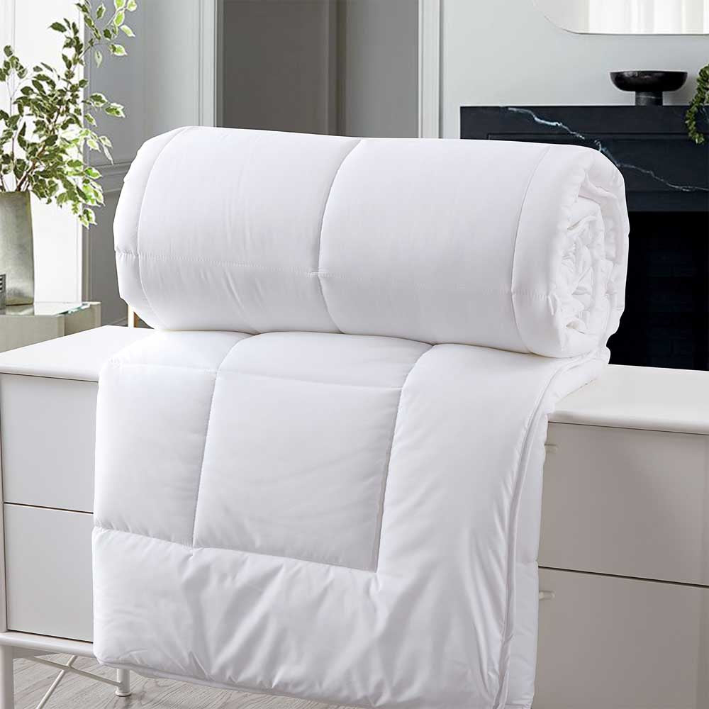 Royal Comfort 260GSM Deluxe Eco Silk Touch Quilt