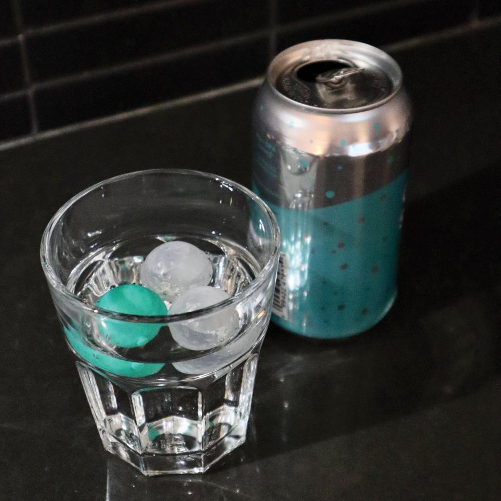 Kikkerland Set of 24 Golf Ball Ice Cubes