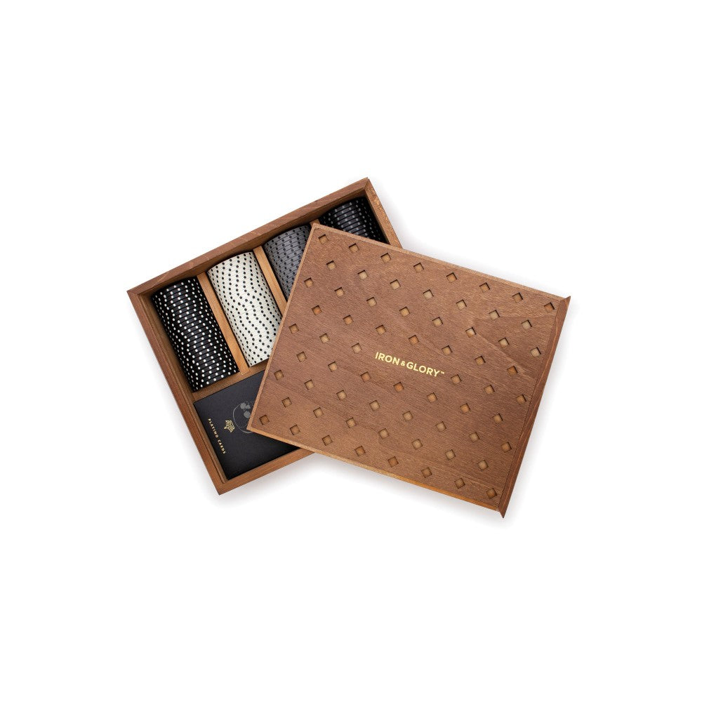 Luckies Iron & Glory Dead Mans Hand