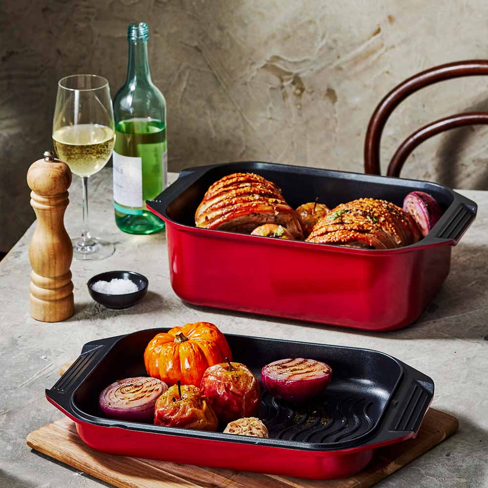 Bessemer Non Stick Roaster & Grill 34cm Red