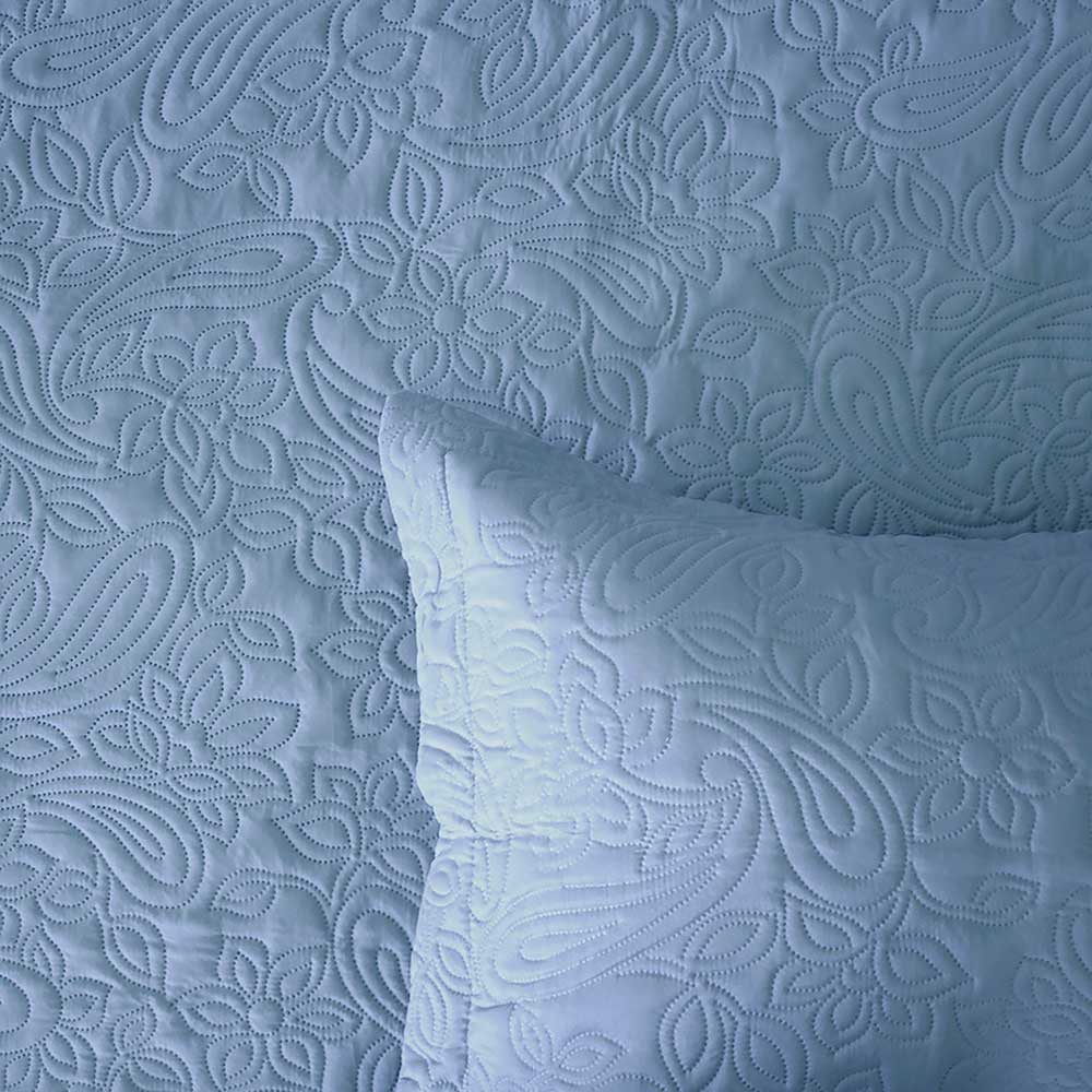 Bambury Paisley Coverlet Set