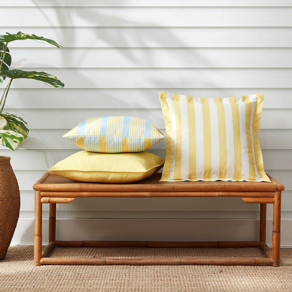 Casa Plain Filled Outdoor Cushion
