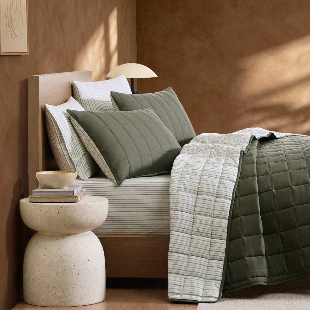 Ardor Antique Reversible Coverlet Set Queen / King