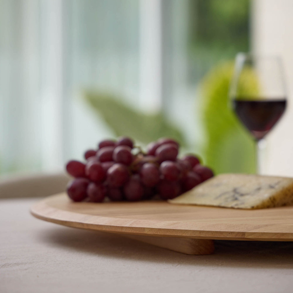 Davis & Waddell Harvest Raised Round Grazing Board 60cm