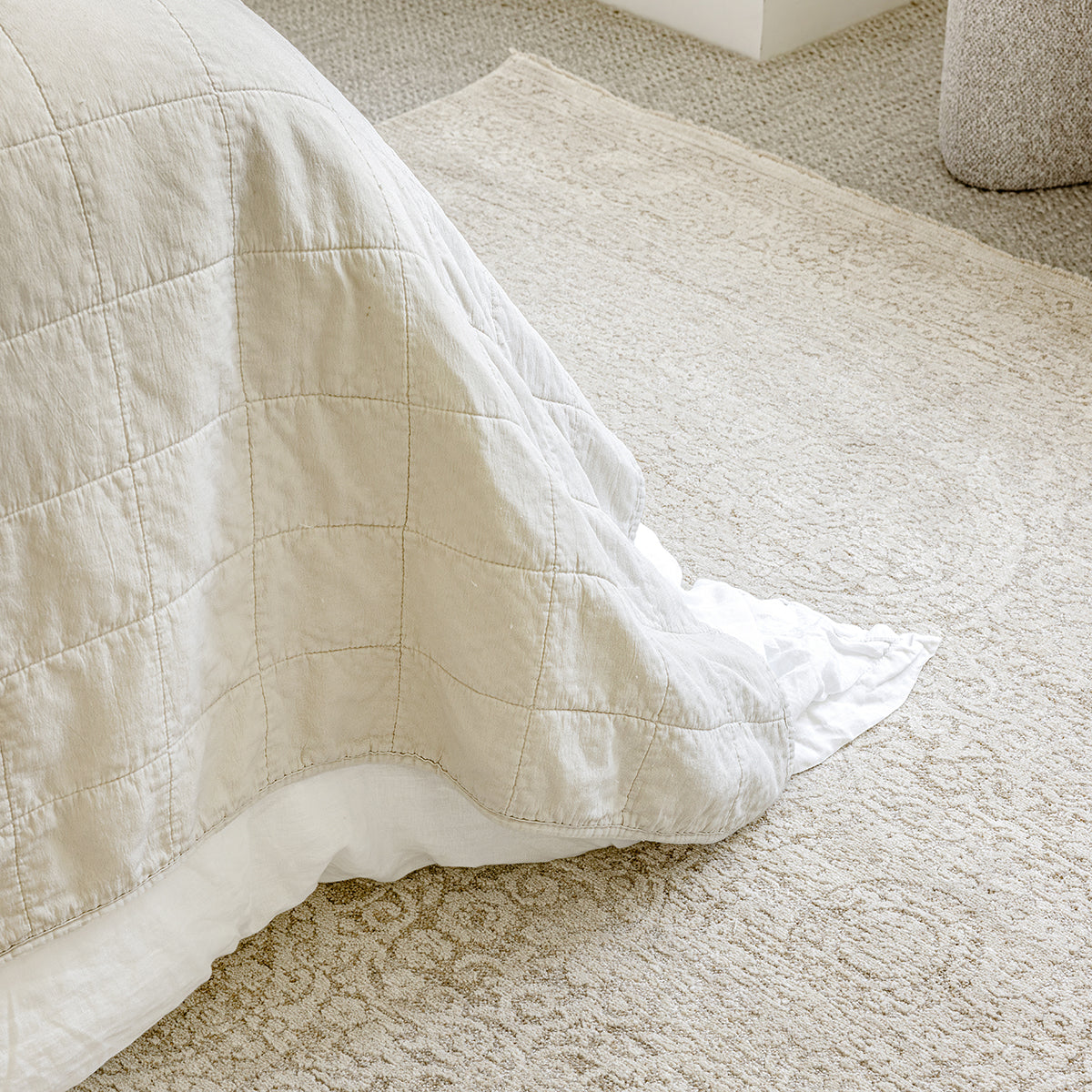 Emma Blomfield Veil Rug