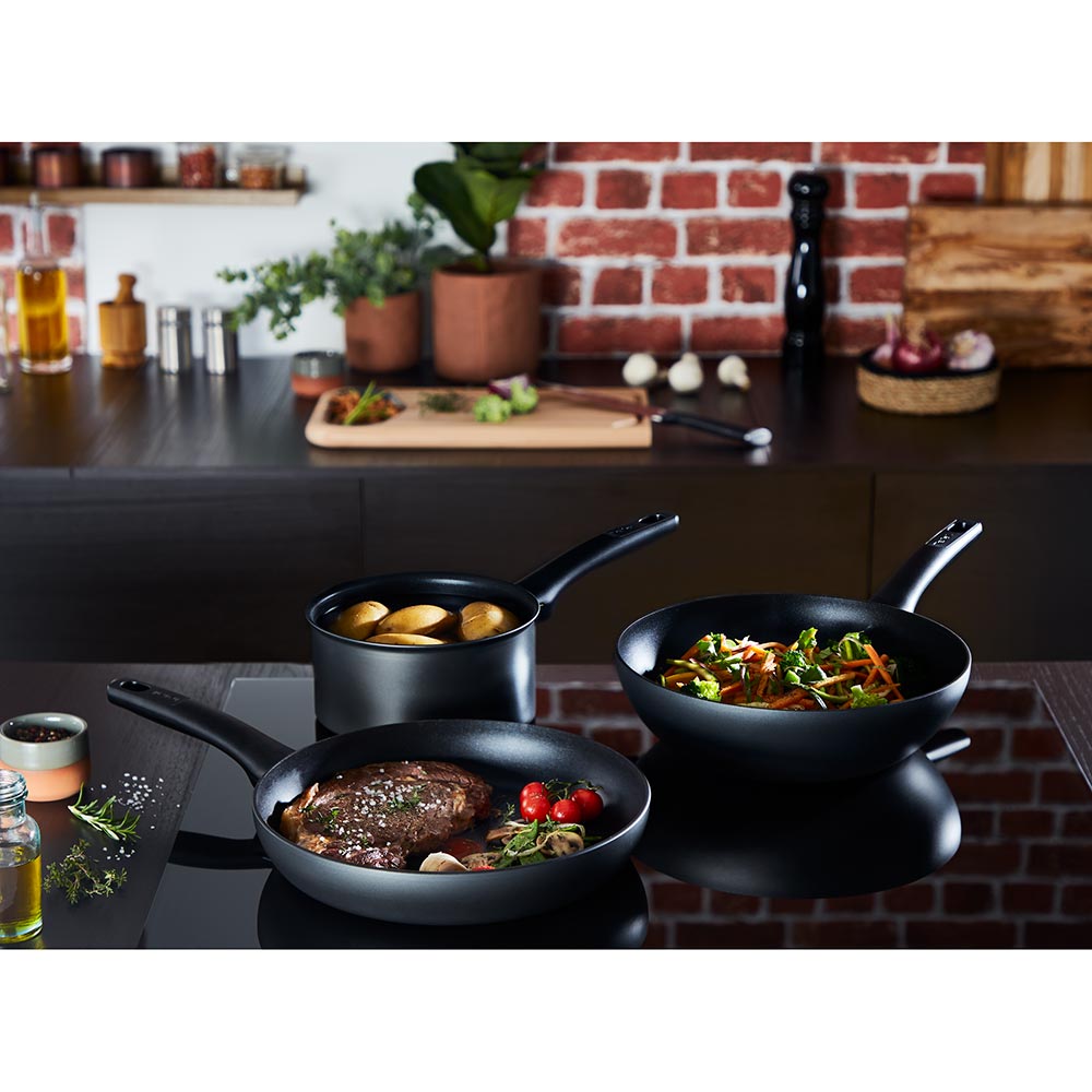 Tefal Ultimate Induction Non-Stick 6 Piece Set