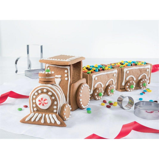 Soffritto Professional Bake 7 Piece Train & Carriage Baking Set