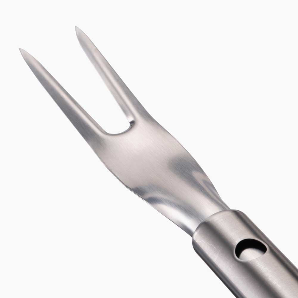 Joseph Joseph Grillout 3-Piece BBQ Turner, Tongs & Fork Set With Retractable Heads at House