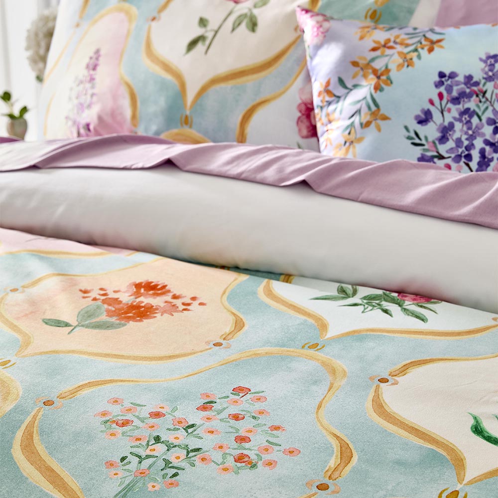 MyHouse Vaeda Quilt Cover Set