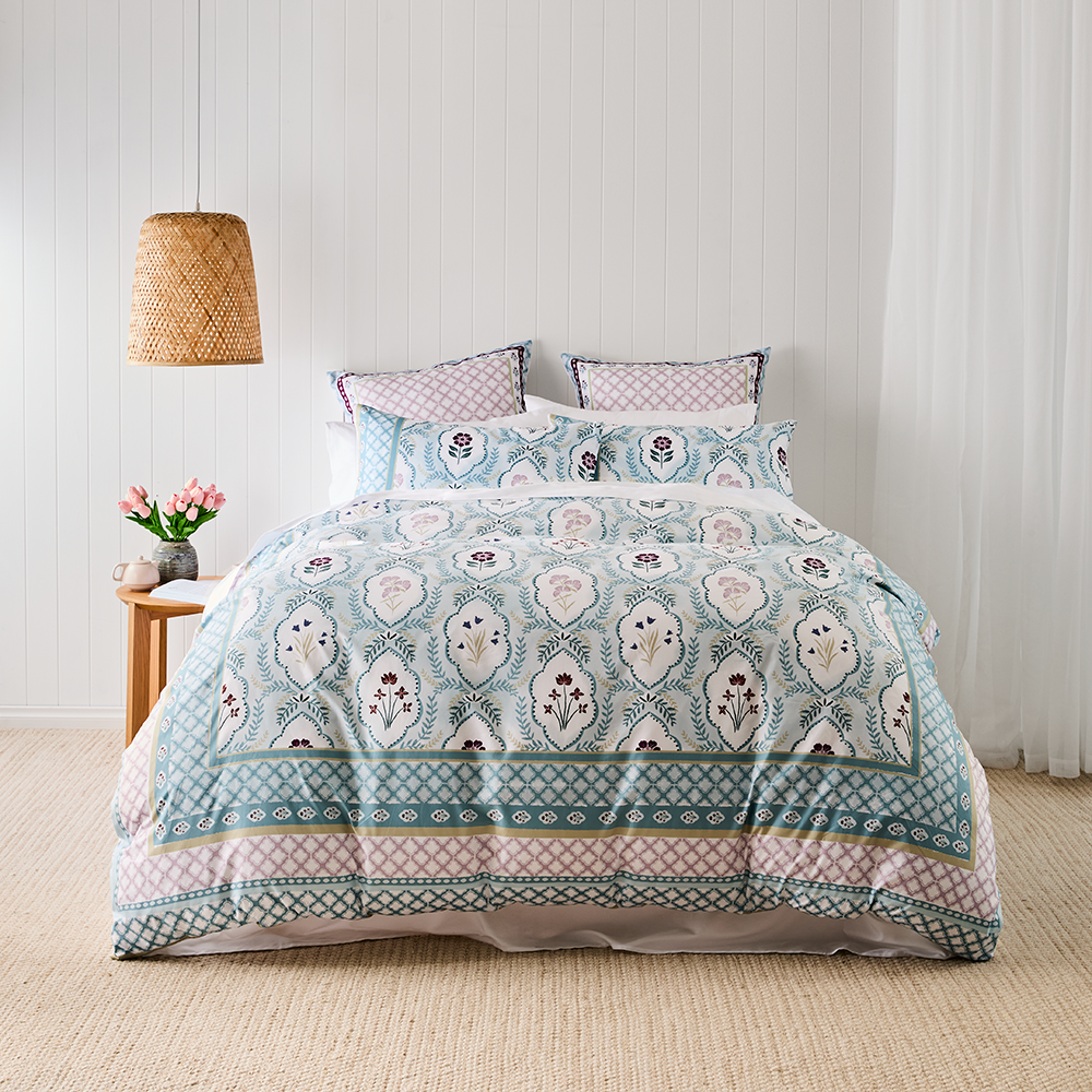 Adorn Living Petunia Quilt Cover Set