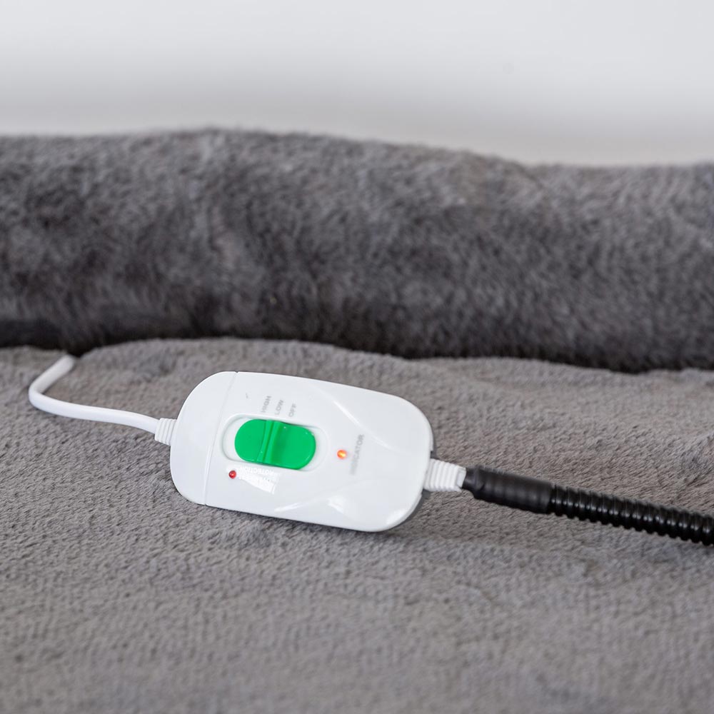 Hacienda Electric Heated Rabbit Faux Fur Covering Pet Bed