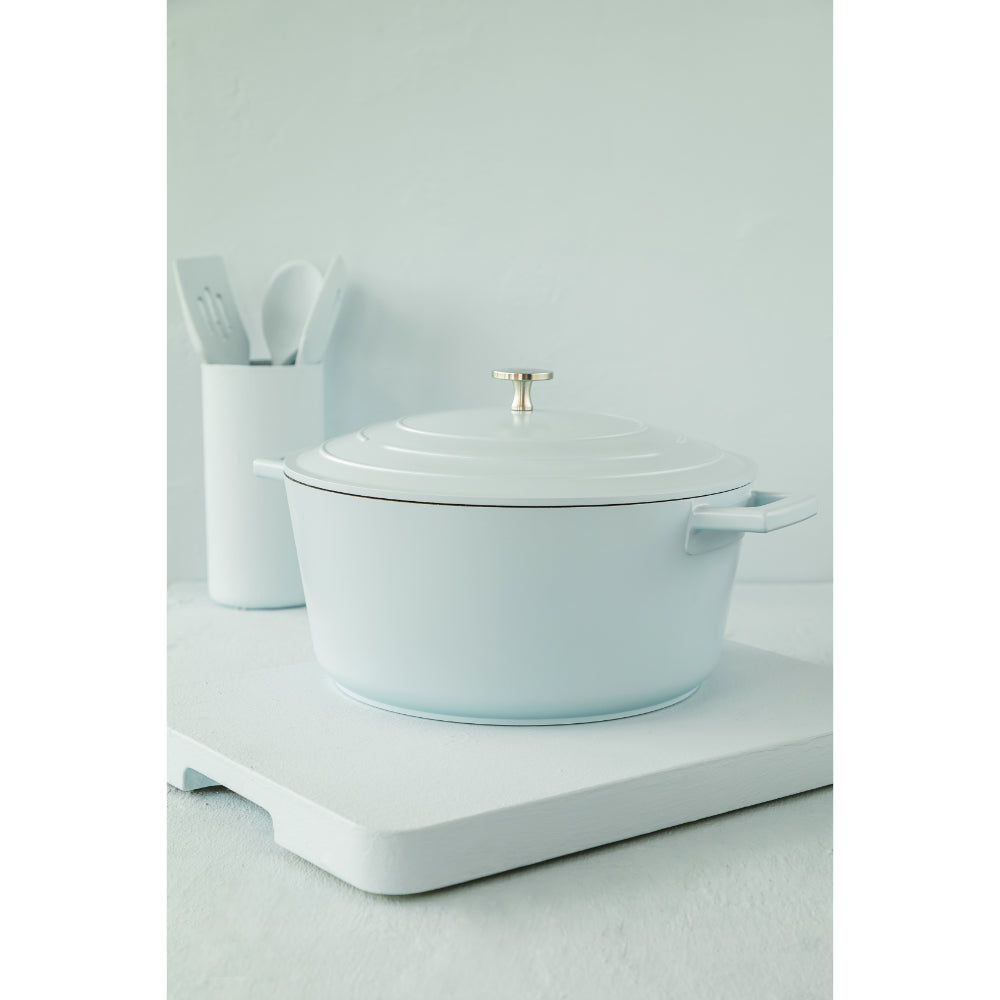 Mastercraft Casserole Dish Cast Aluminium 24cm Sky Blue