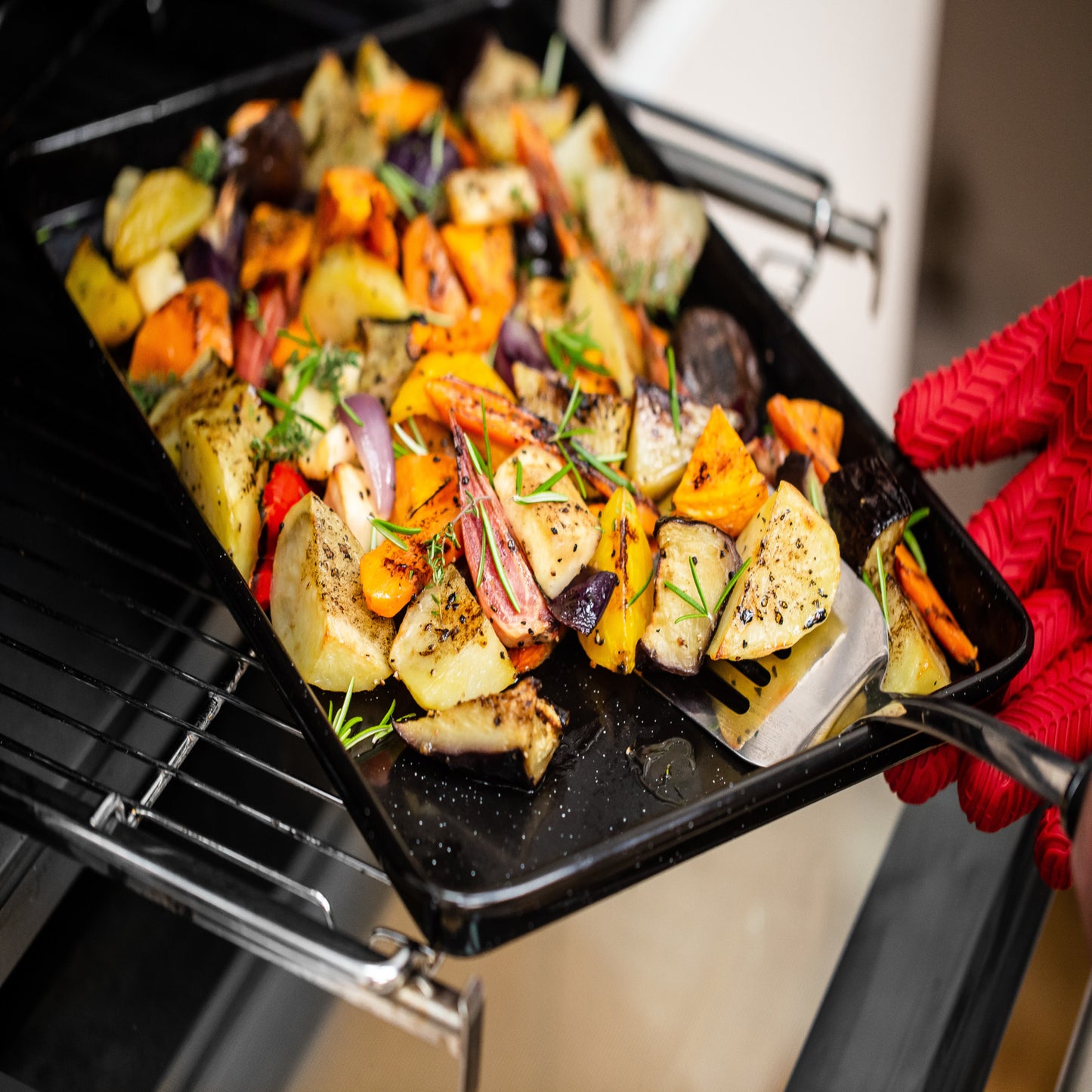 MasterCraft Professional Vitreous Enamel Baking Tray 39x27x2cm