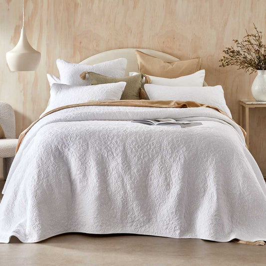 MyHouse Moira Coverlet Set