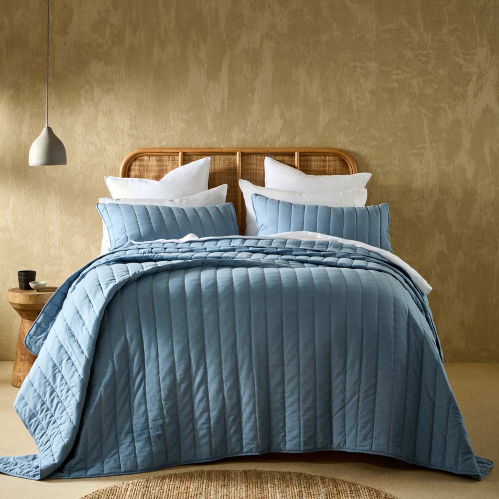 Adorn Living Fallon Coverlet Set Queen/King