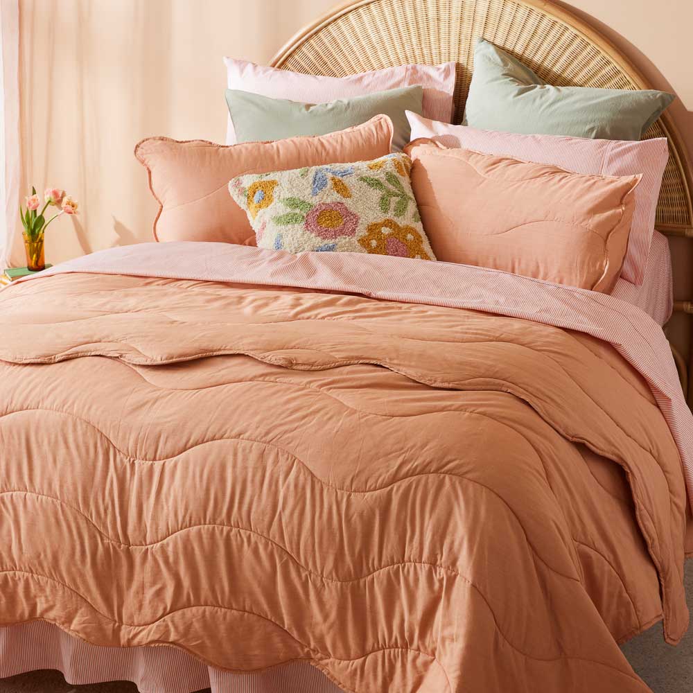 MyHouse Wave Coverlet Set Queen/King