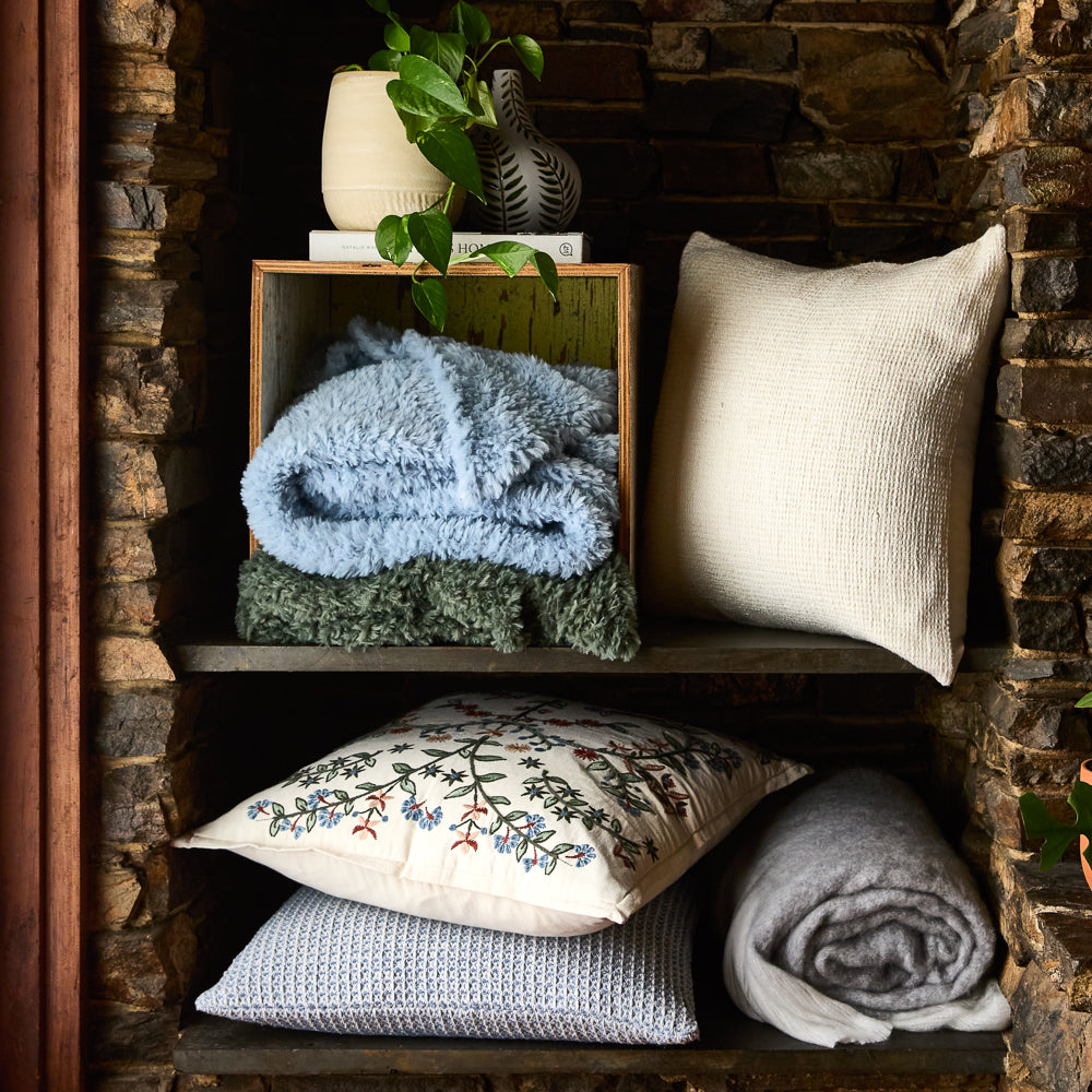 MyHouse Alaska Throw