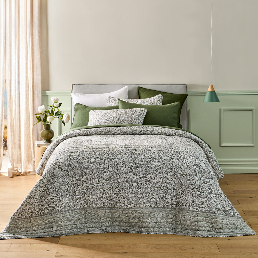 MyHouse Brielle Coverlet Set