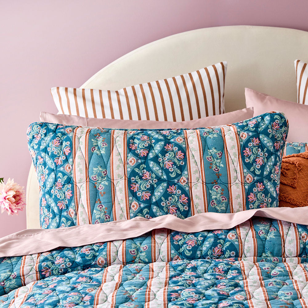 MyHouse Cindee Coverlet Set