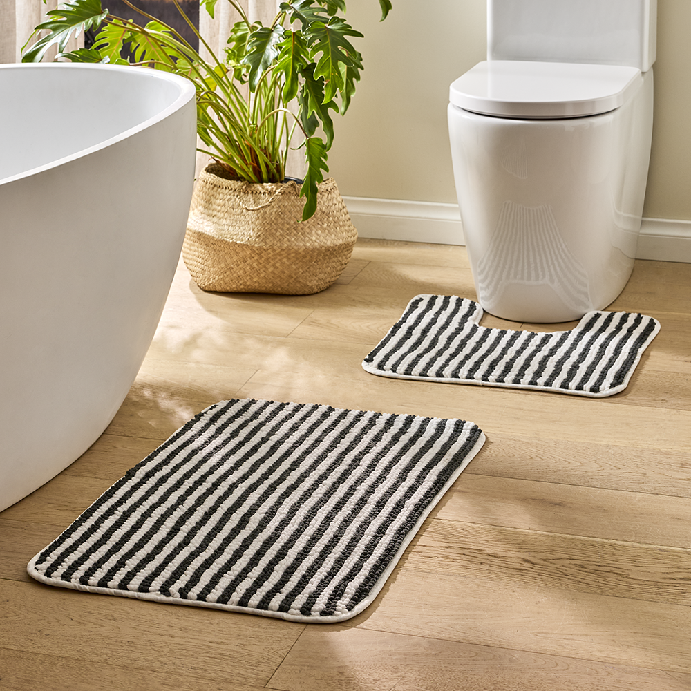 Adorn Living Toggle Bath Mat